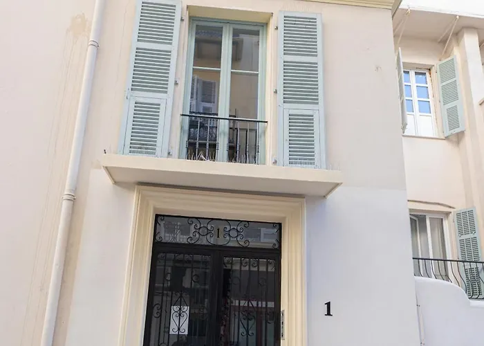 Mezzanine 5 Pers Le Petit Voltaire Clim Nice